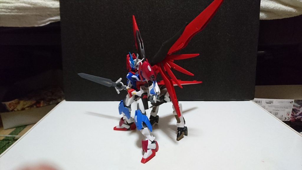 今回は初めてキャンディー塗装にチャレンジした作品で所々荒が目立ちますが満足できる作品になったので良かったです。