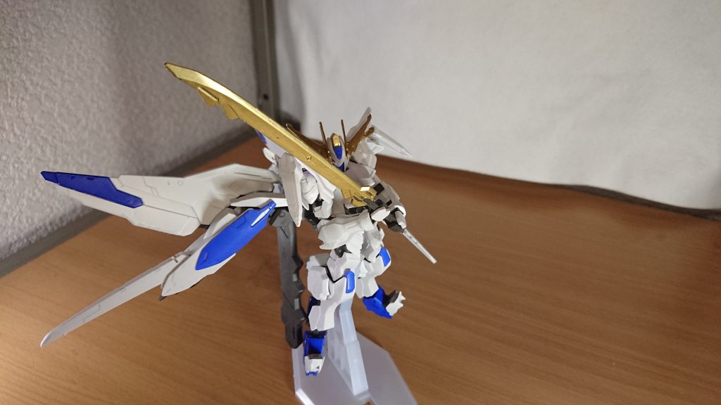 〆にサンライズパース…は無理だったのでなんとか両手持ち。