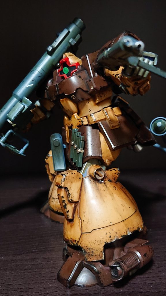 とはいえ、仕事に行っている間に息子(2歳)のガンプラバトルに巻き込まれ、股関節両方根本からやられました。