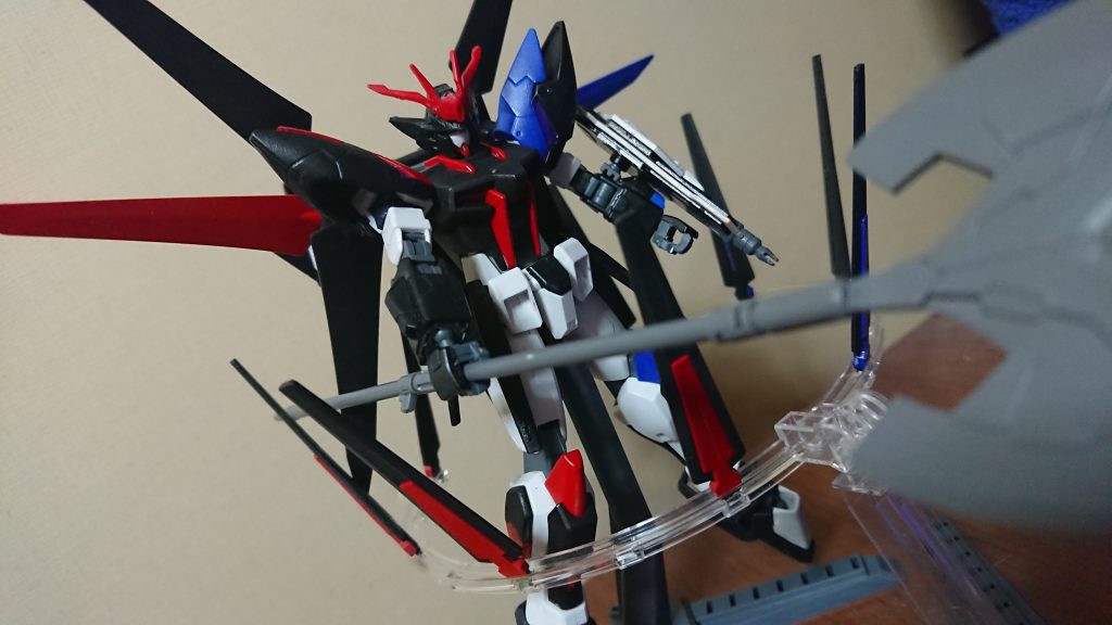 世界線はビルドファイターズを意識して作ったので………

使った部品は以下の通りです

・頭部(ウイングゼロ、ゼロ炎)

・胴体(ビルドストライク)

・腕部(アルスアースリィ、ビルドストライク)

・腰部(AGE-FX)

・脚部(トライバーニング、インパルスガンダム)

・背部(ギャラクシーブースター、AGE-FX)



最後になりますがご覧頂きありがとうございました………また次の作品で会いましょう(^^ゞ(次があればだけど)