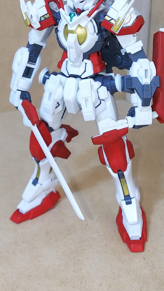 両腰の武器も地味に変更してます