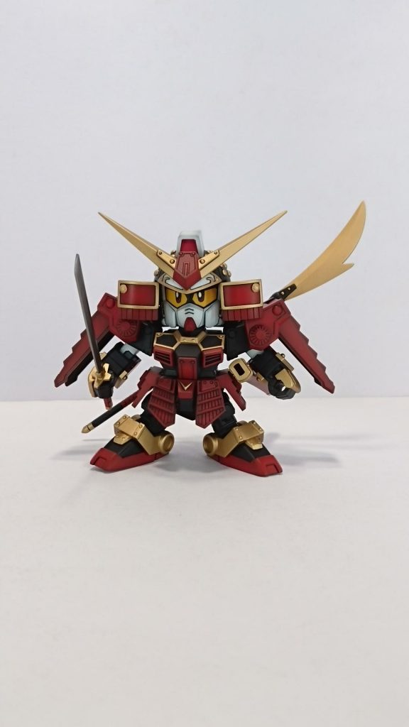 瞳は手描き。

虹彩も描きこんでますが暗い色だと兜の影で見えなくなる、明るいと影舞乱夢の武者になるので色合いに気を付けました。