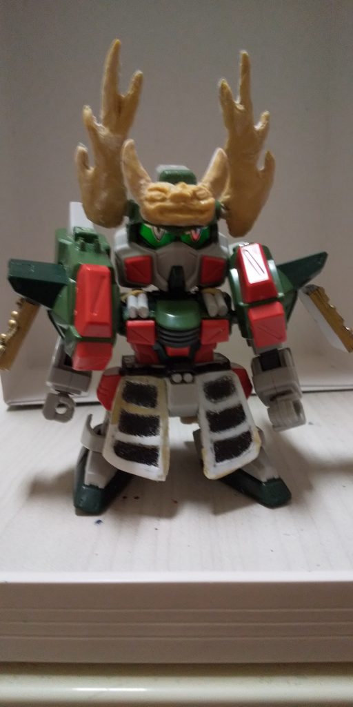 無謀にも前立て、脇立て自作