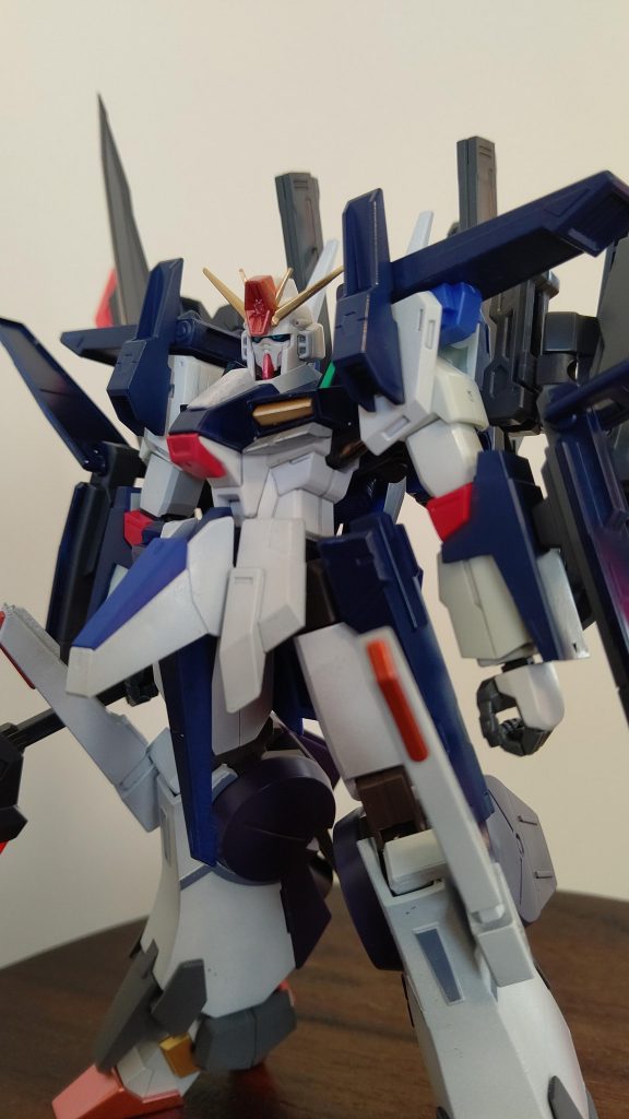 脚はシルヴァバレトサプレッサーのパーツと、ドーベンウルフ(UC)を組み合わせて色変え。