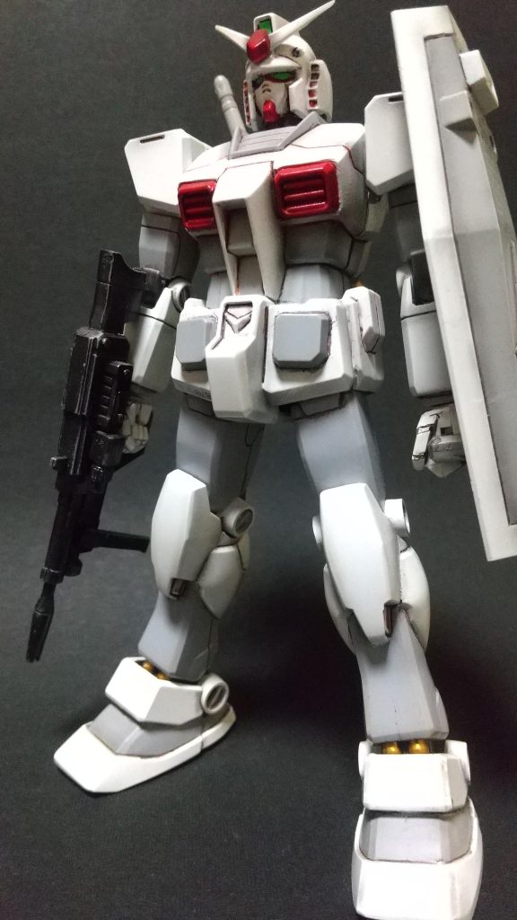 撮影前に左脛が割れたw
足首はアルミ線で繋いでおります