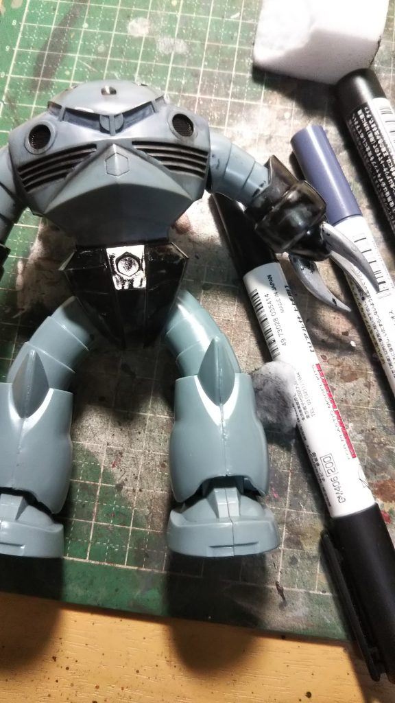 パチパチ組んで、リアルタッチだけで
隙間は見ないことにして