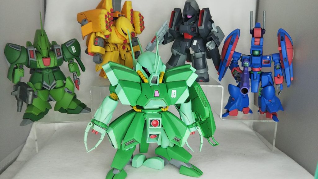 ネオジオン軍が充実してきました。