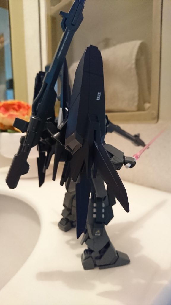 沖田専用ガンダム–3枚目/制作者：まつじょう