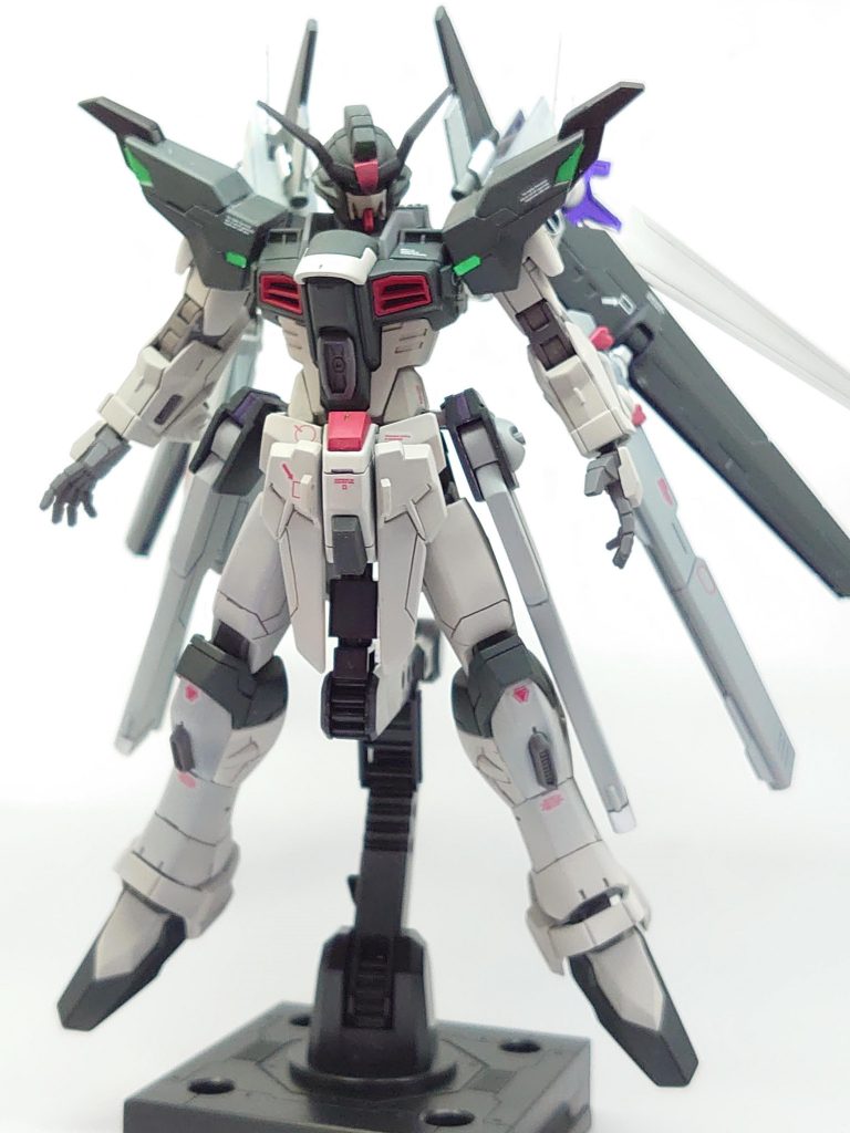 定番ですが。このカラーリングが好きです。
デスサイズ(EWだったかな?)を参考にしてみました。