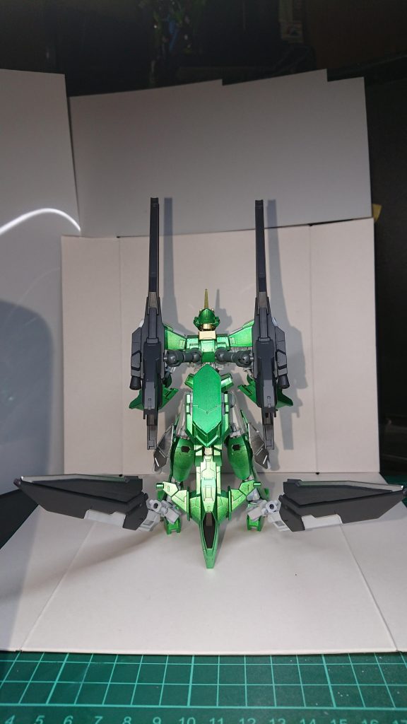 後ろに色々集中してます。