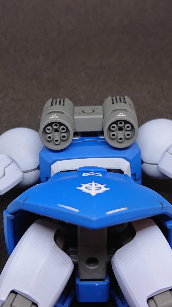 バーニアはピンバイスで開口。