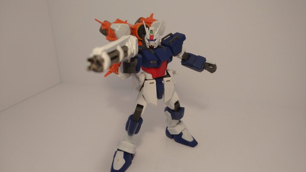 ガンバレルの機首に付いているガトリングを手持ちさせました。