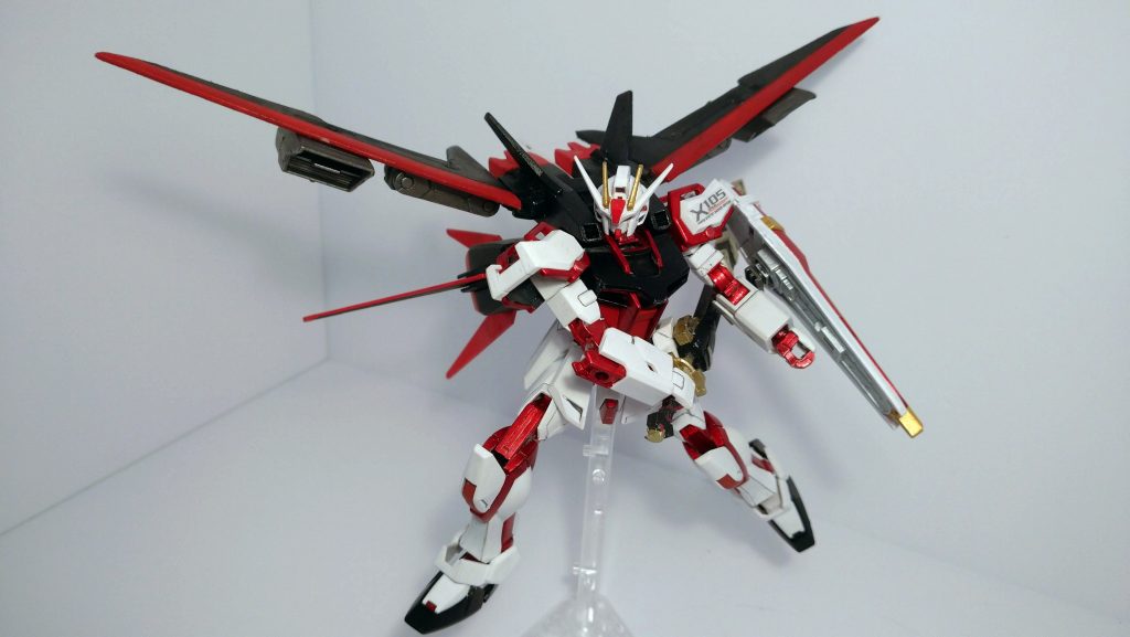 フレームはメタリックにしてます。