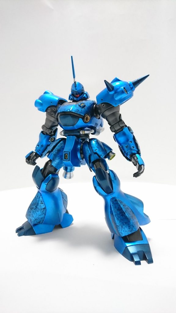 正面
本体の加工は丸モールドをスピンブレードで彫りなおした程度です。