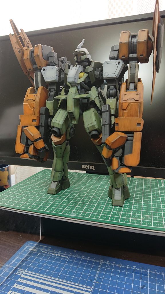 卓上撮り
以上になります。
ガンプラ始めてずーっとパチ組みしかしてなくて、昨年のガンスタさんのSEEDコンから挑戦し自分の模型を手探りで探しています。
作成途中失敗も多かったですが、完成させるとやはり感慨深いものです。こうして振り返るとめっちゃ楽しかった作って良かったです。
PLUS ULTRA!
それでは良いガンプラライフを!