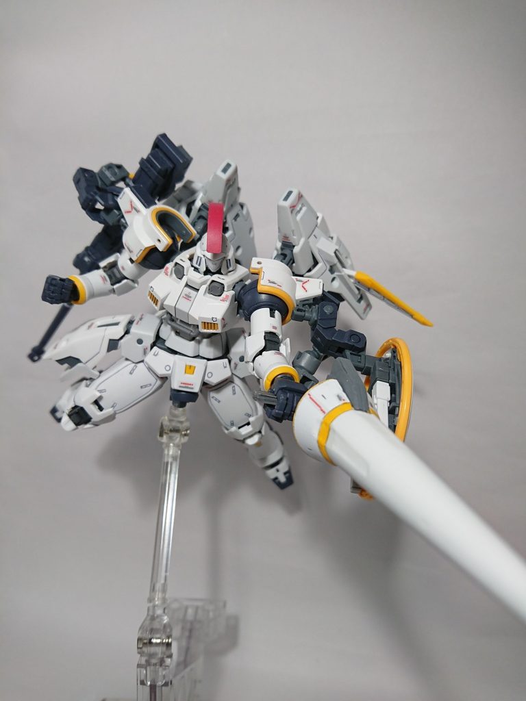 以下漫画の南極の決戦のシーンにあったようななかったようなポージングを。