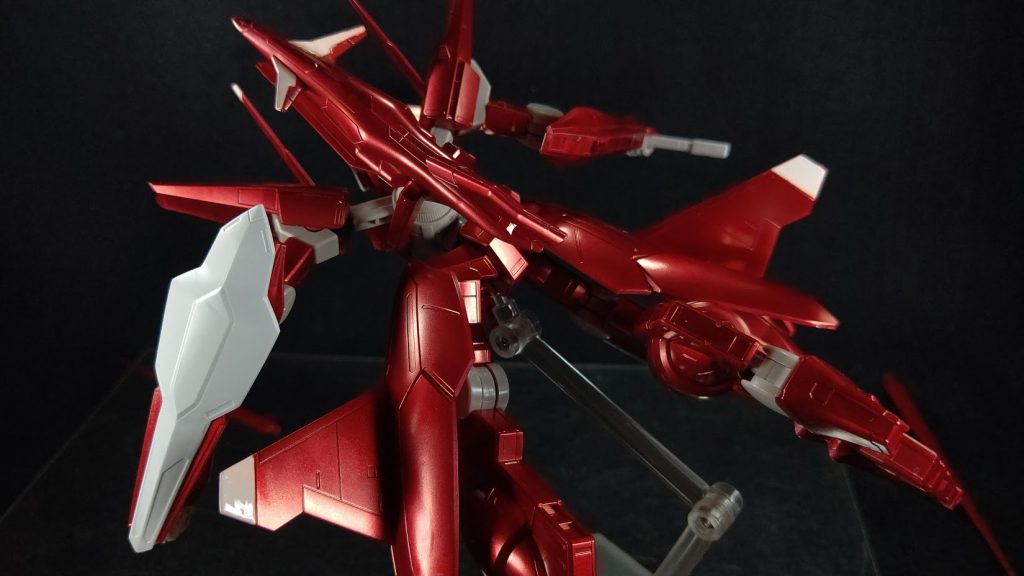 ポージングしてるときに後ろから見たらなんかきれいなデザインだったので・・・