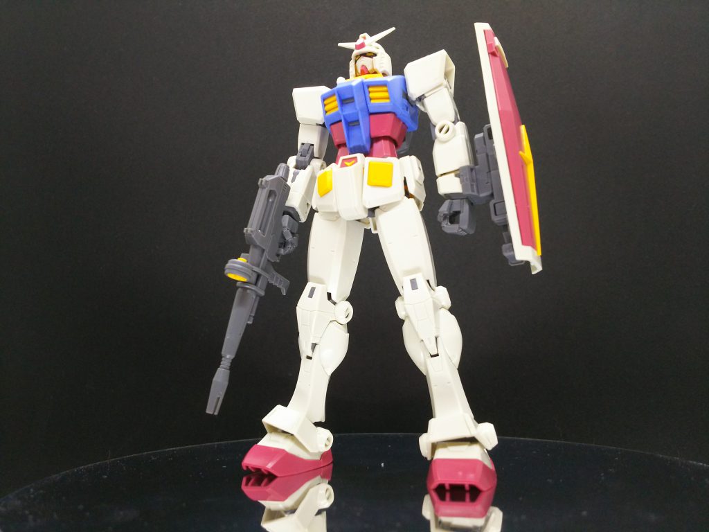 煽りの1枚。脛が細いですがこの角度から撮ると遠近法で気になりませんね。