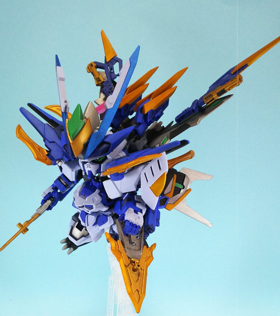 最終形態『竜蒼潜士(りゅうそうせんし)アストレイ)』
『潜士アストレイ』が『戦機シーサーペント』の全てと合体した形態です。
※差し替え・パーツ余り無し