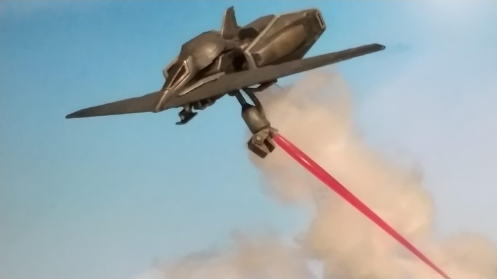 小型化したビーム発振装置を搭載。