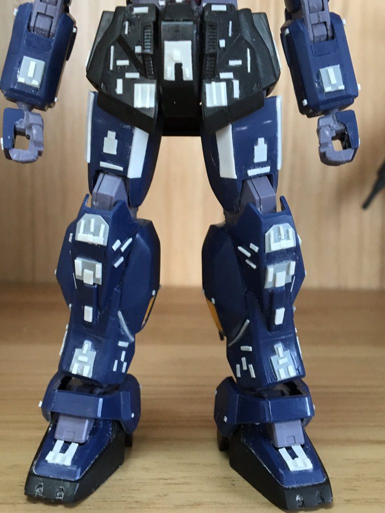 下半身のディテは個人的にお気に入り。