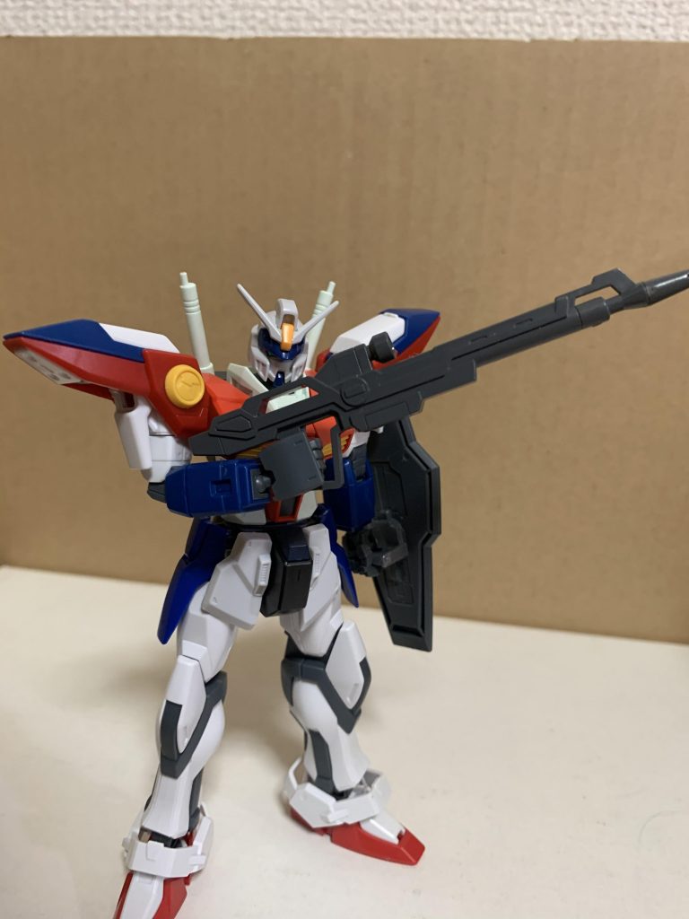 拳で勝負と言ったが、ありゃ嘘だ。戦いは常に騙し合いなんだよ…何だか言ってる事違ってませんかねぇこの人(^◇^;)