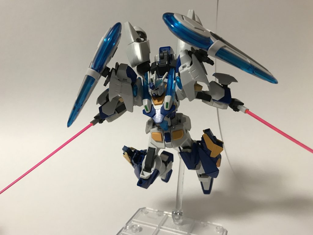 ドッキングによって使用出来る武装が増え、戦い方の幅が広がった。