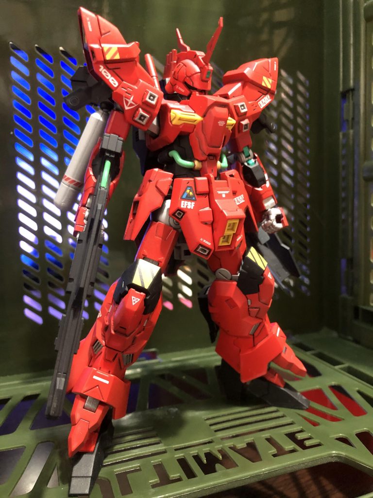 というわけで、バルギルをクワトロ大尉搭乗機の妄想で作成しました。
単純に赤くしたのですが今回はタミヤさんのブライトレッドを使いました。