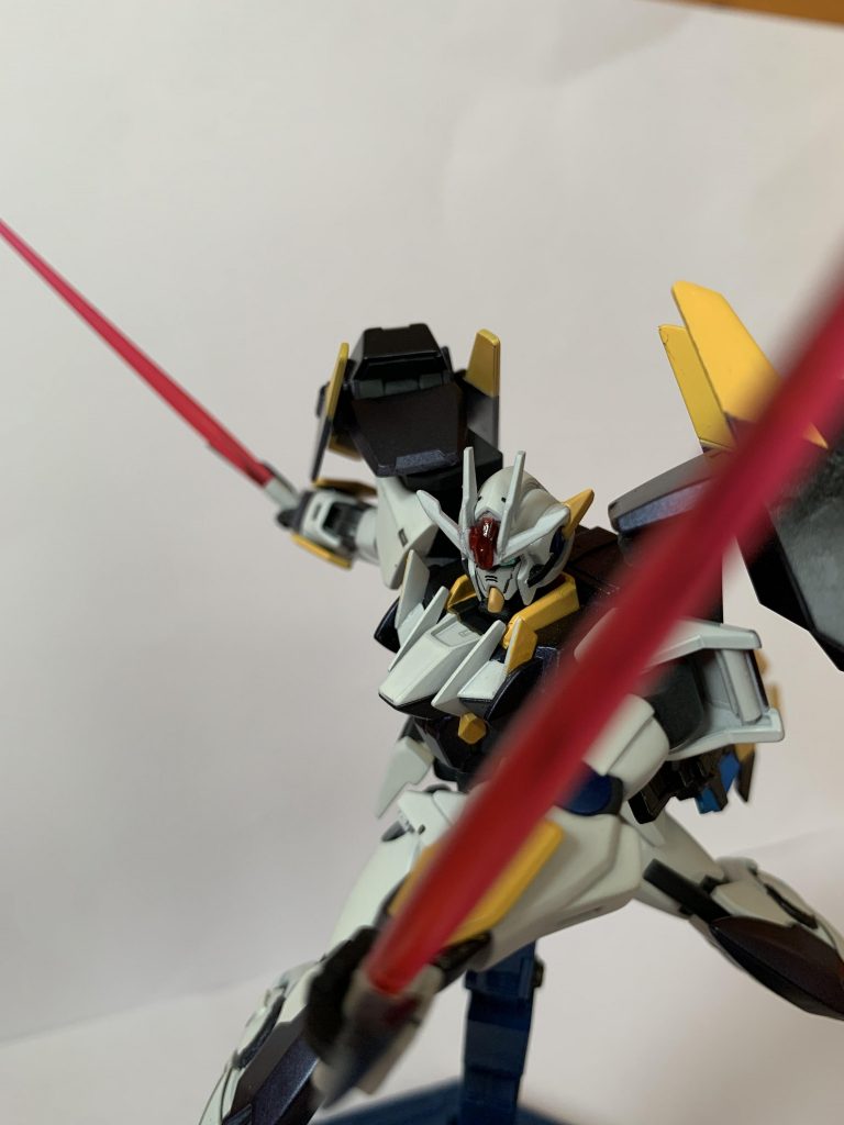次はビームサーベルです!
やっぱ二刀流っていいですね〜