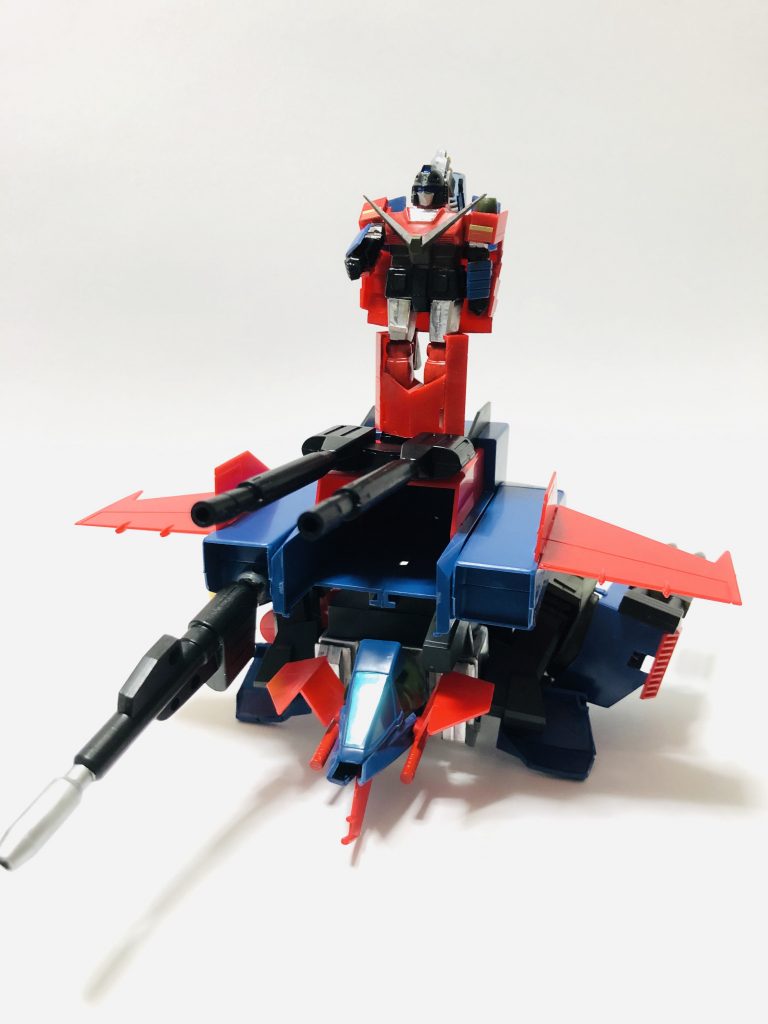 小型ロボをジェットに乗せることもできます