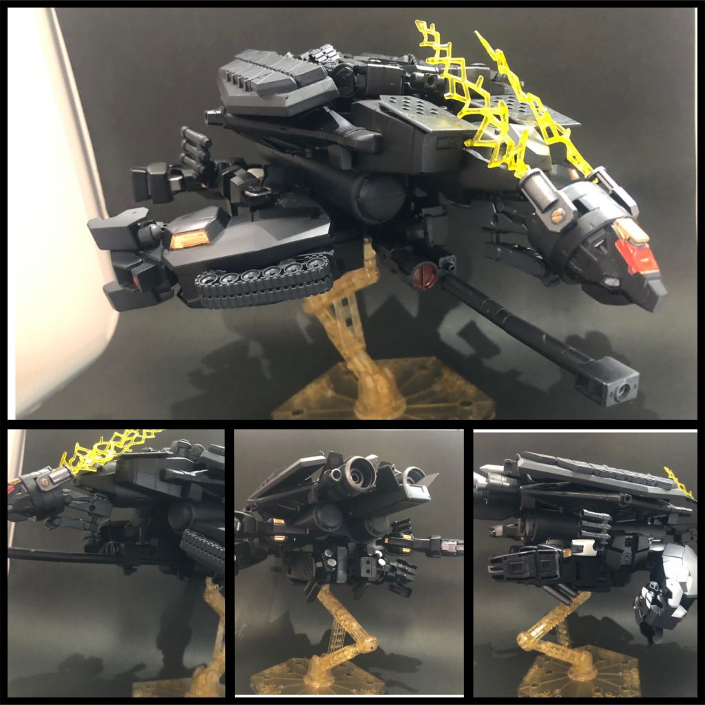 ## 玄武・飛行形態
海亀を模した、玄武の飛行用の形態。
(究極金剛雷電形態の余パーツ群とも言う)
砲塔を腹部に搭載し、空中からの爆撃や砲撃を行う。
マインプラウ型の支援機も飛行し、レイキ時同様に砲撃などのサポートを行う。
飛行からの爆撃を行うその姿は、まさに小型戦艦のようである。