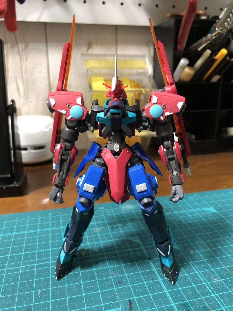 使用キットはシュヴァルべグレイズ、グレイズリッター、流星号、グリムゲルデ、アルケーガンダム、他ジャンクパーツ、自家製プラチップを使用。