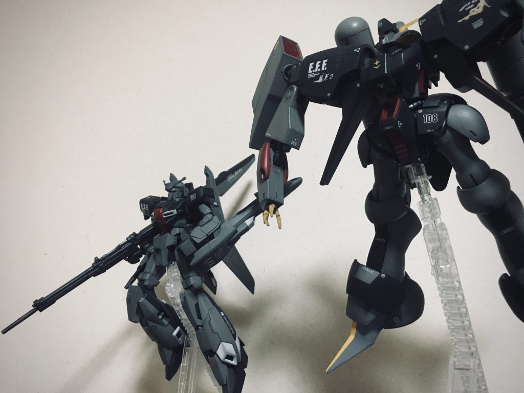 2020.06.24 追加掲載
僚機のゼータプラスと。

ゼータとバイアランが肩を並べていると、何となく感慨深いものがあります。