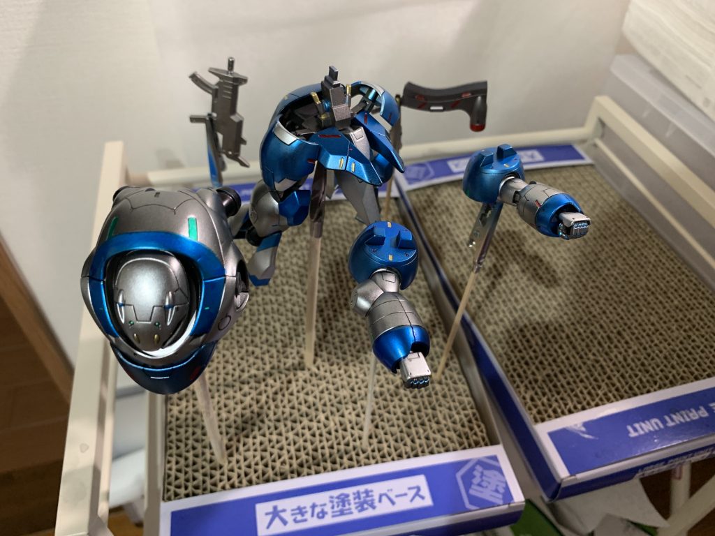 仕上げは水性ホビーカラーのクリアーを吹きました