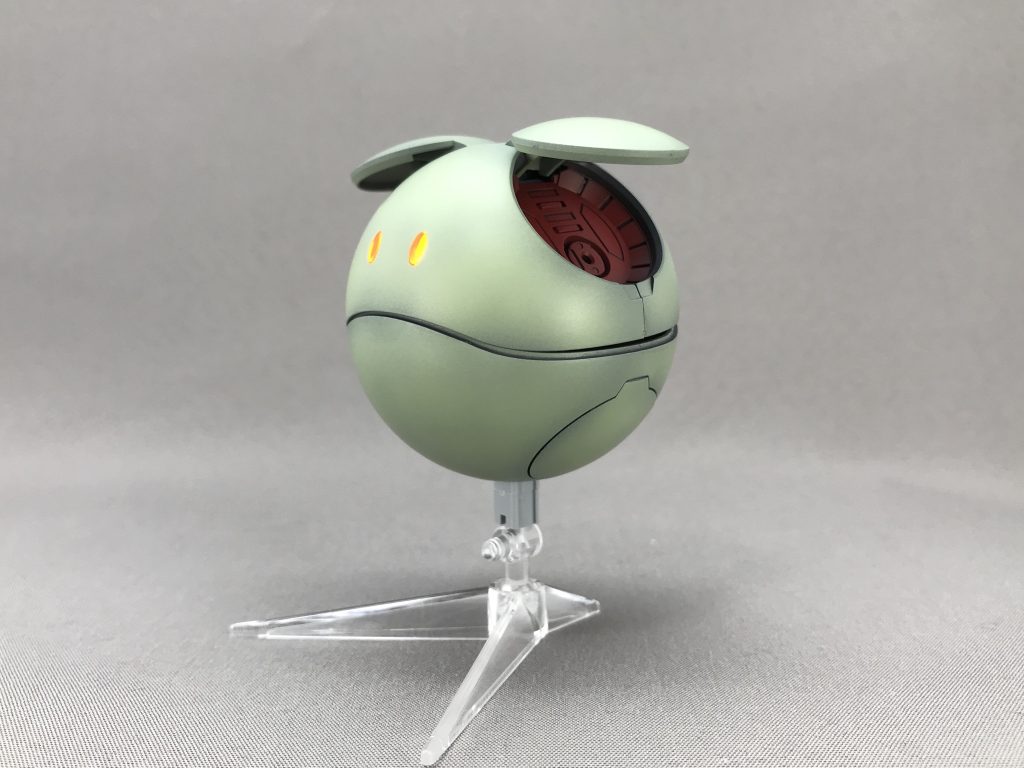 腕のあった穴は埋めました。