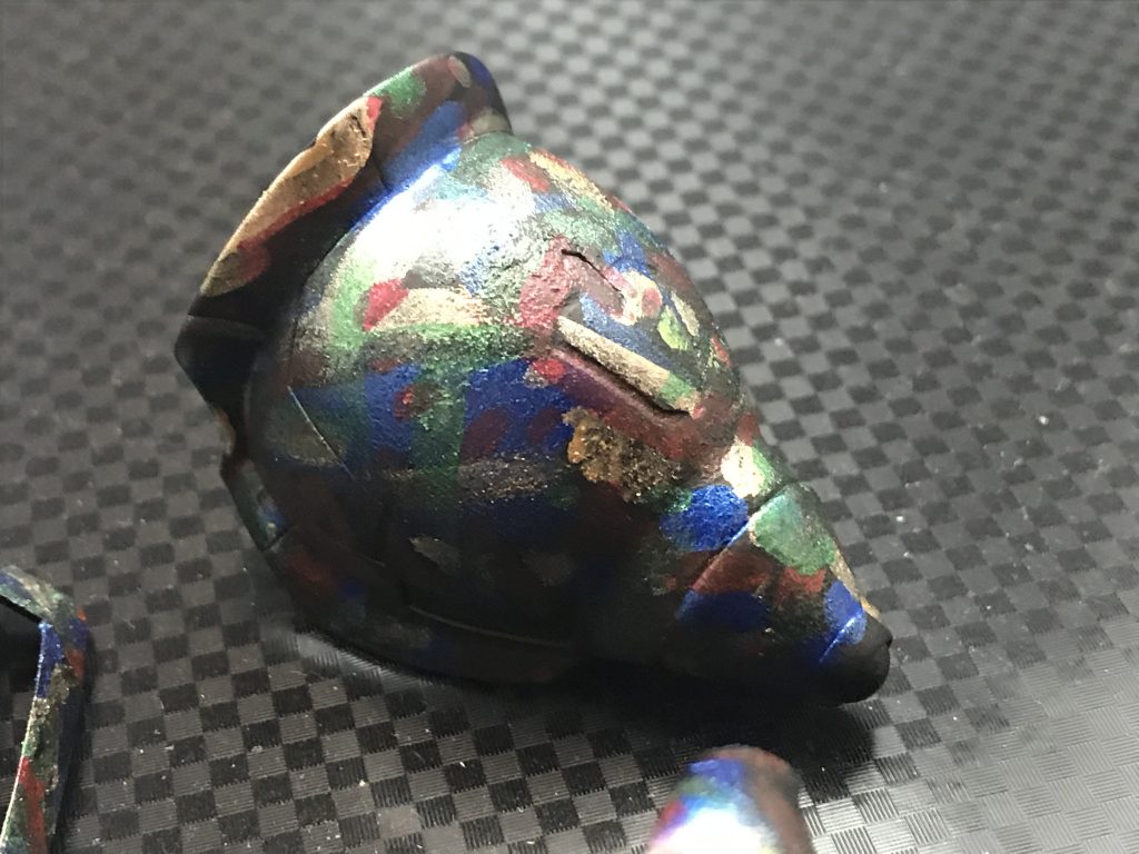 新マックス塗りに挑戦したく思い、黒サフからのレインボー塗り