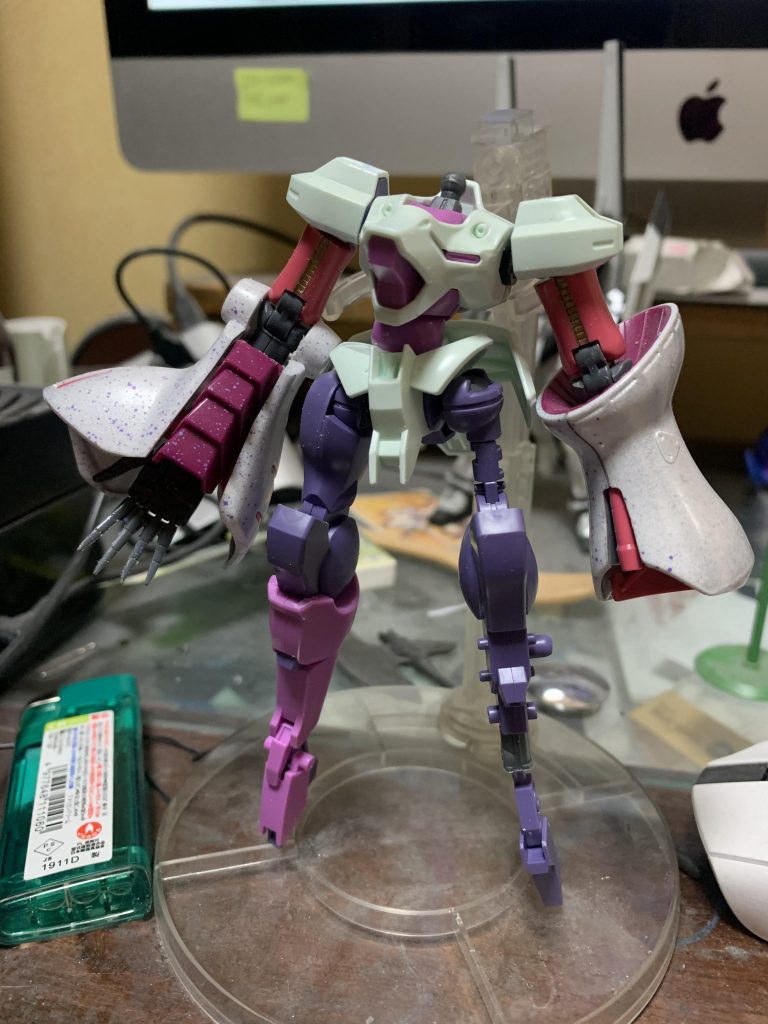 最初はキュベレイの腕にしたけど
もうやってる人がいたので却下