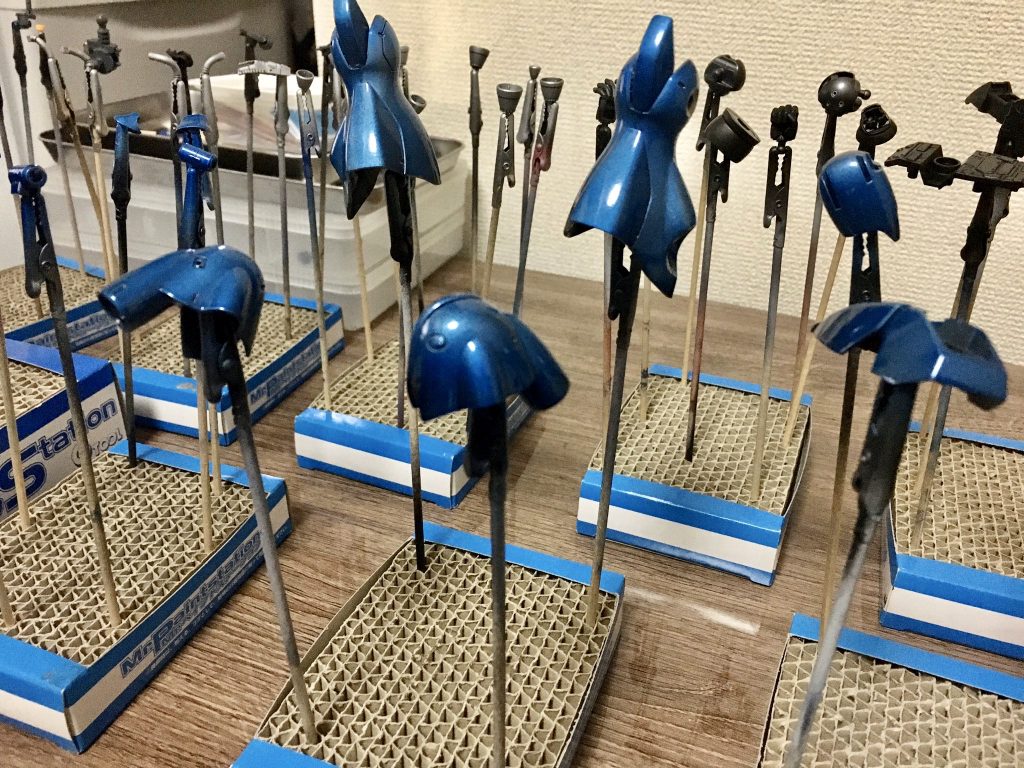 黒立ち上げからのシルバー×クリアーブルー。