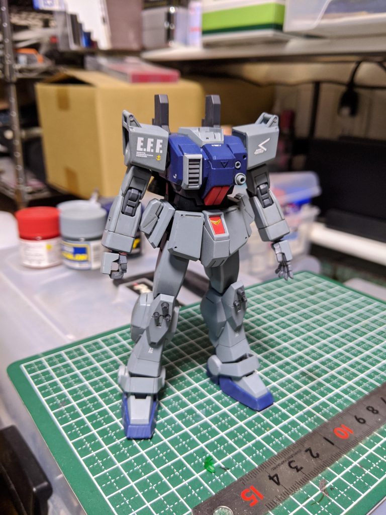 デカール貼ってウェザリング前