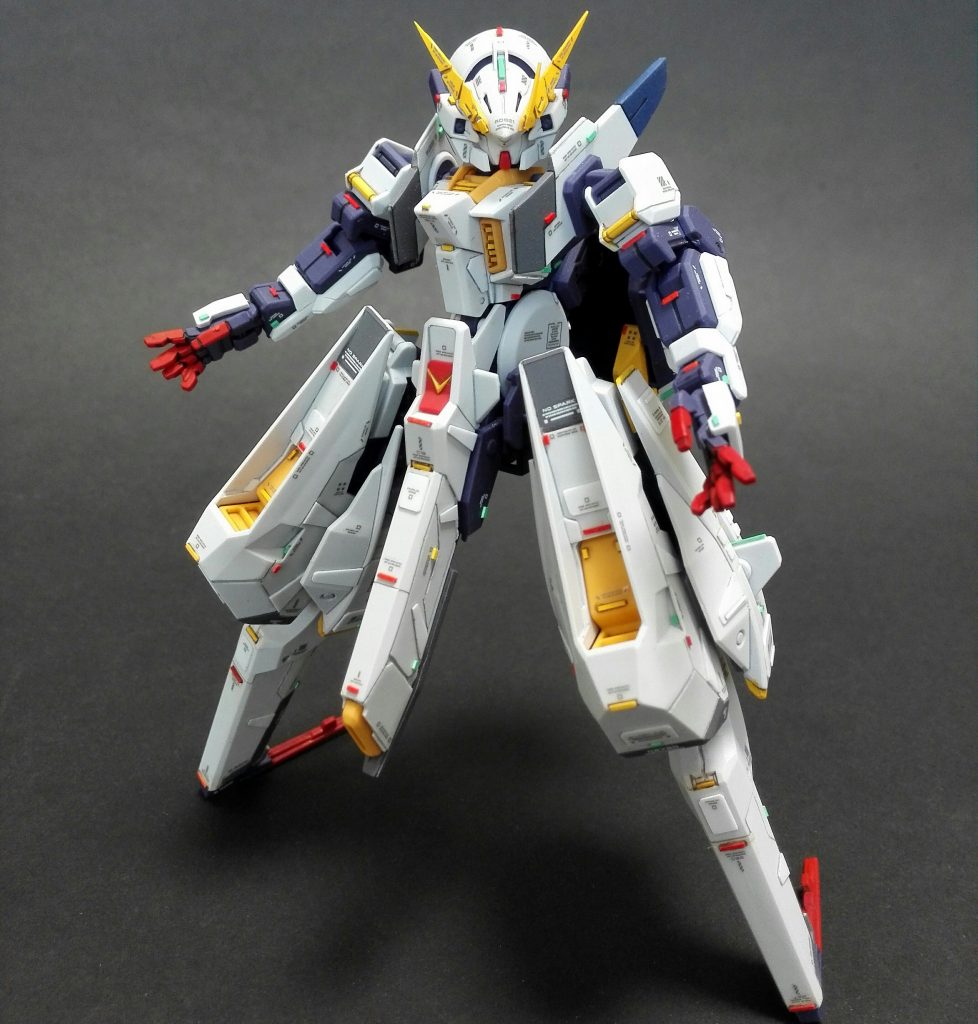 今回はアンテナをプラバンでディテールアップし、いつも通りにプラバン、スジ彫り、部分塗装、墨入れ、水転写デカールの貼付けをしてつや消しで仕上げてみました。