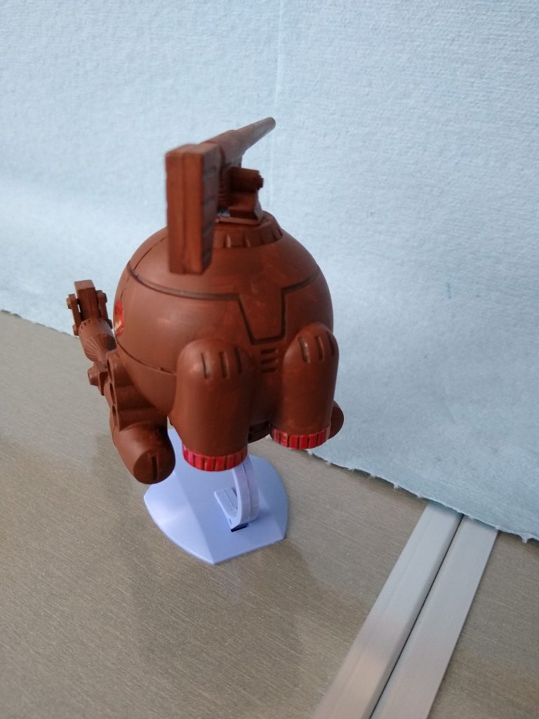 通常の接着剤や塗料でのシンナー臭が苦手ですのでリモネン接着剤やシタデルカラーを使用してみました。