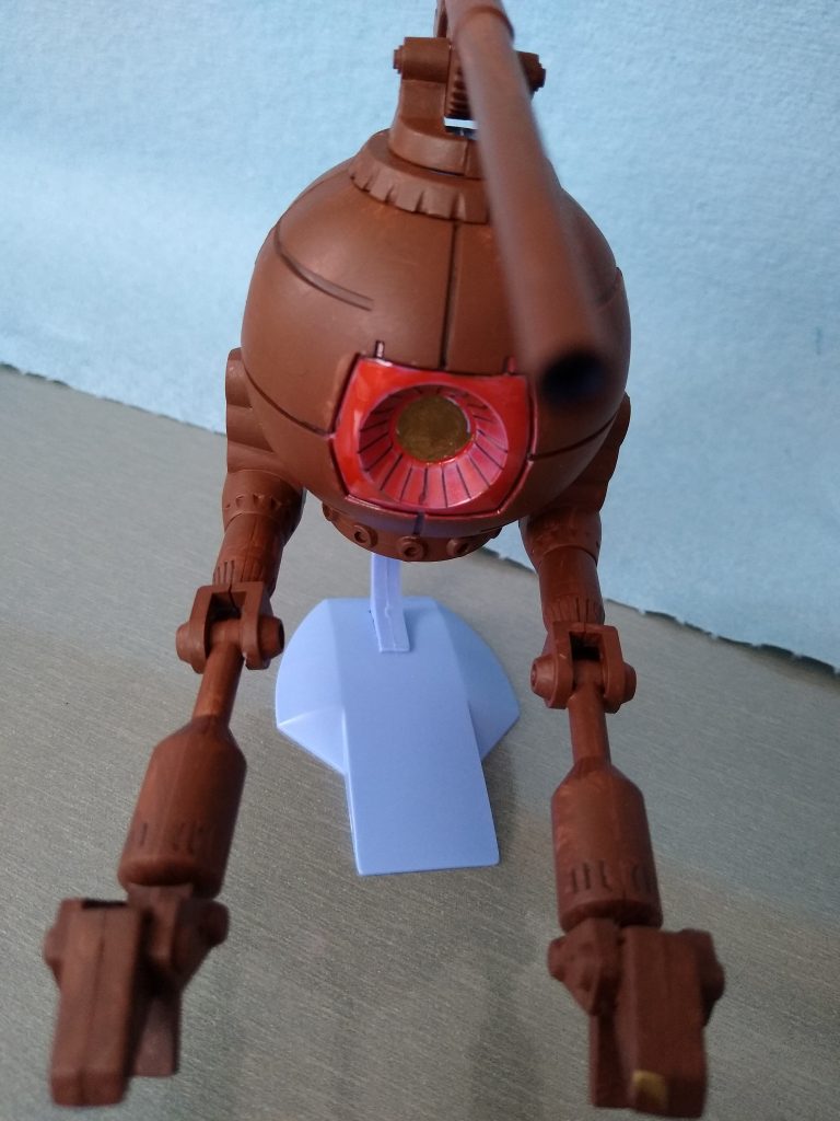 私には旧キットは早すぎました。
合わせ目消しなどの技術が有りませんのでご覧の有様です。