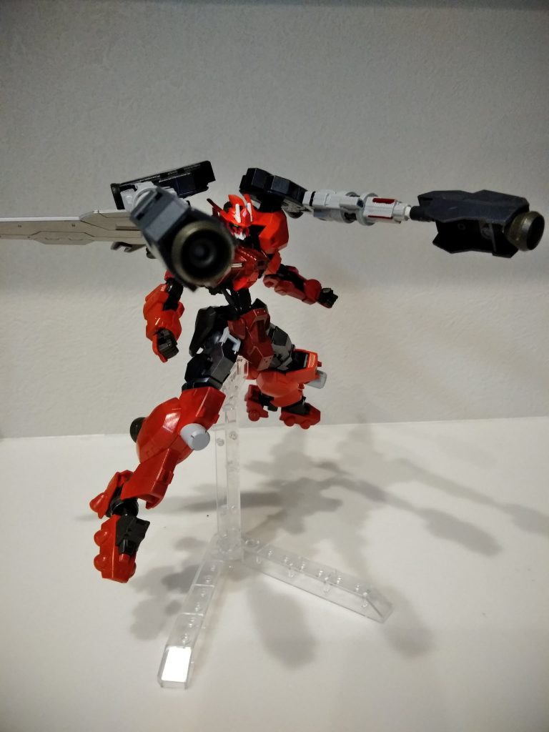 また、ブースターは
高出力ビーム砲として使用可能!