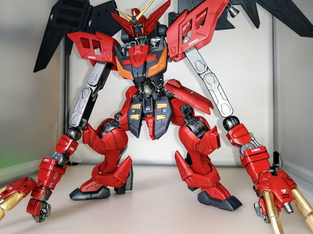 メガソニック砲発射形態。ヴァサーゴの悪魔的な迫力はMAに劣らない。