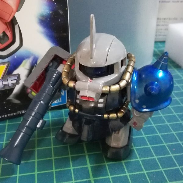 SDシャアザク　初筆塗り全塗装