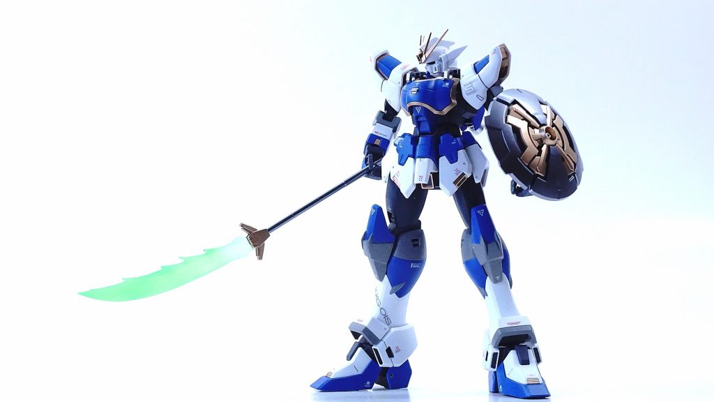 気に入らない武装その2。
なんで武器がトライデント？
って事で、グレイブ(矛)に変更。
武装類はTV版に寄った感あります。
カラーも含めて、武将感出たかなー。