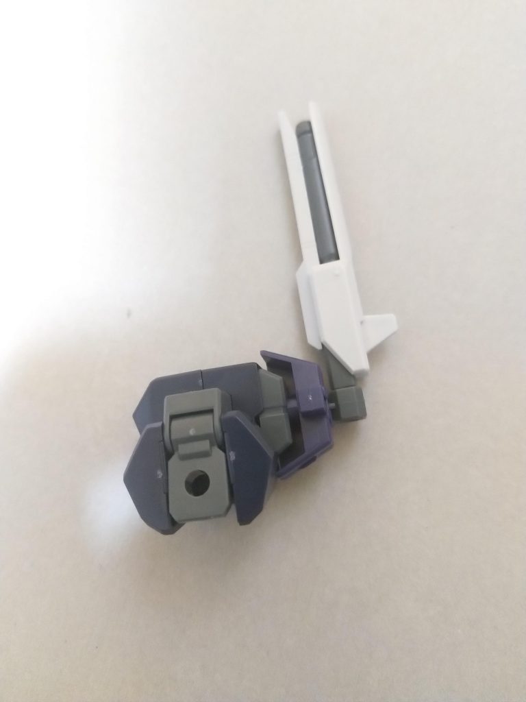 はて。。。
設定は同じパーツ使ってるはずなのになぁ。（笑）

メダロットだからサイズ変わるの？（笑）