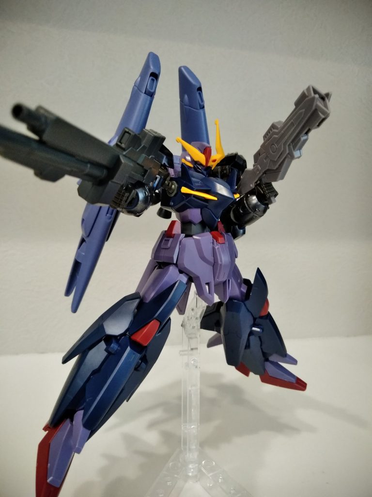 テルティウムアームズ風ポージング!
2連ビームライフルと
高出力ビームマグナム!
アルスアースリィのビームライフルのパーツを外したもの!なかなかかっこいい!