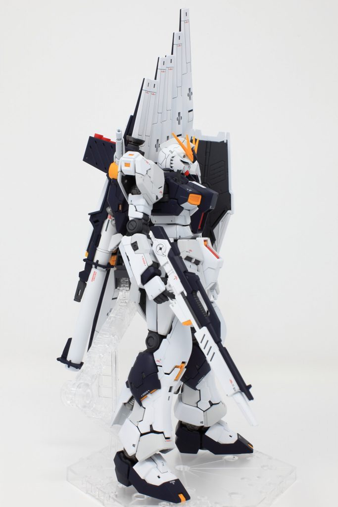 RGνガンダム全塗装–4枚目/制作者：@nanamarugundam