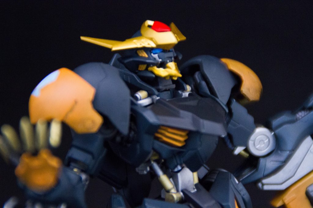 開口！！

口？顎？を動くようにしてみました。
横ピン切っただけですが・・・